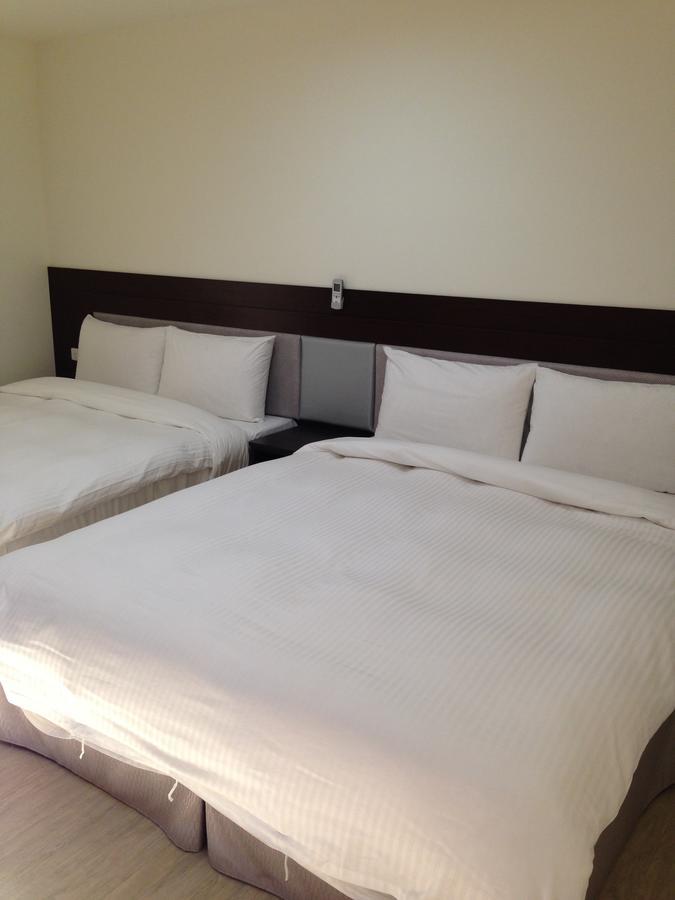 Big Bear Hotel Kaohsiung Camera foto
